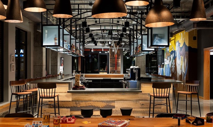 Old Market Hotel | Moxy Omaha Downtown
