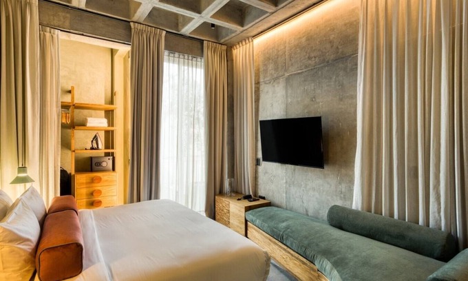 Roma Norte Apartment | Mr. W | Modern Loft in La Roma @ Alvaro Obregon