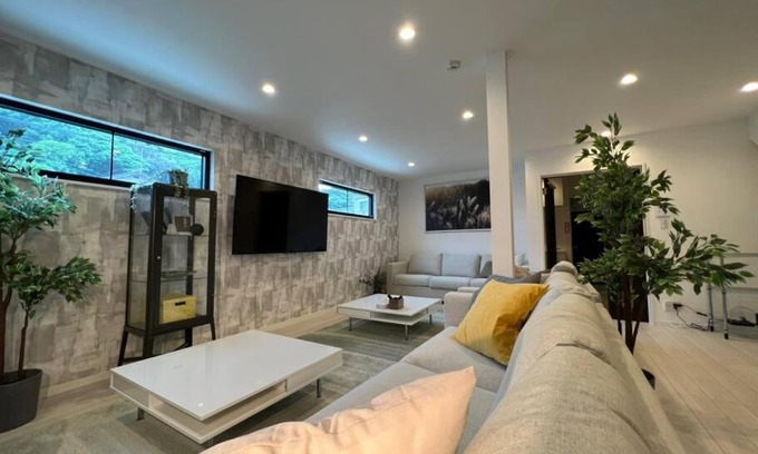 Shirahama Villa | Ms. White Beach Resort