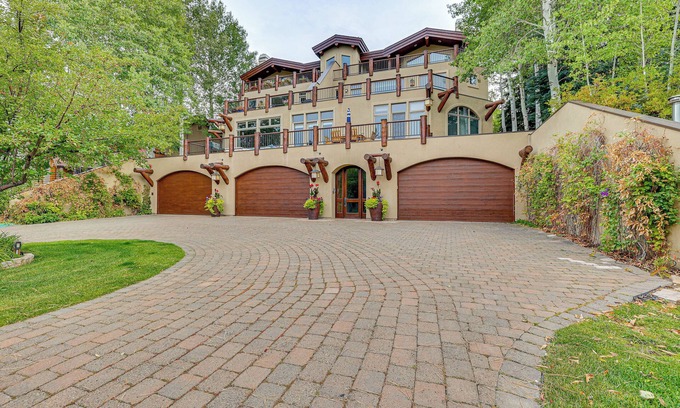 Sun Valley House | Mtn-View Ketchum Retreat, 1 Mi to Skiing!