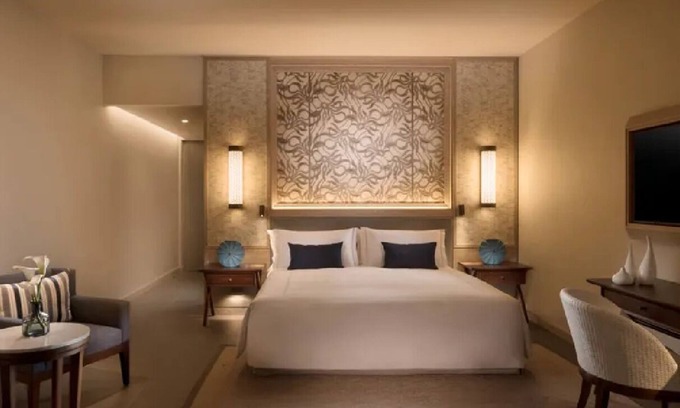 Plaine Magnien Hotel | Embrace the Sugar Rush Experience! Free Parking, Outdoor Pool, Spa Center!