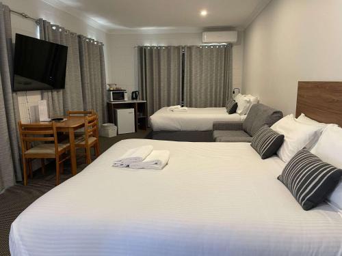 Bombira Hotel | Mudgee Vineyard Motor Inn