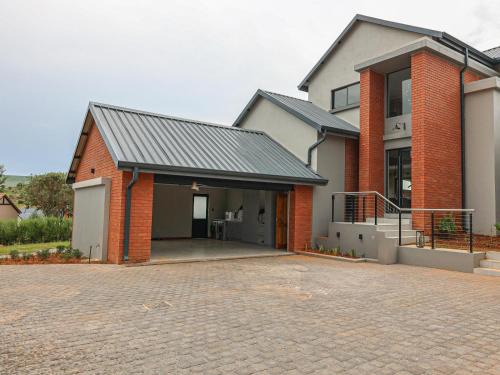Dullstroom House | Murrayfield Manor