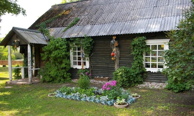 Mazirbe House | Museum & Guesthouse "Stūrīši"