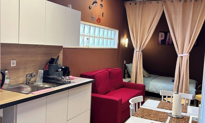 Carhaix-Plouguer Apartment | My accommodation is downtown in the town of Carhaix Plouguer, very easy to get to.