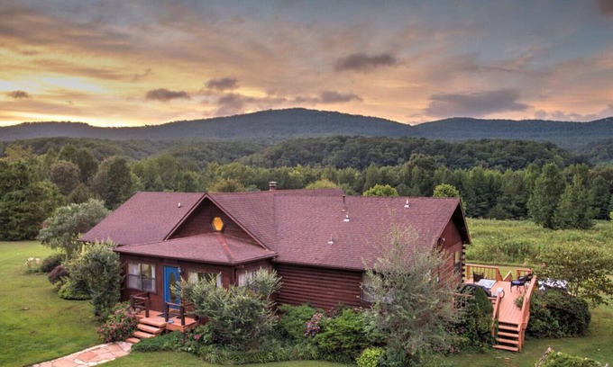 Parthenon Cabin | My Blue Heaven Cabin. Little Buffalo River access. A stargazer's delight!