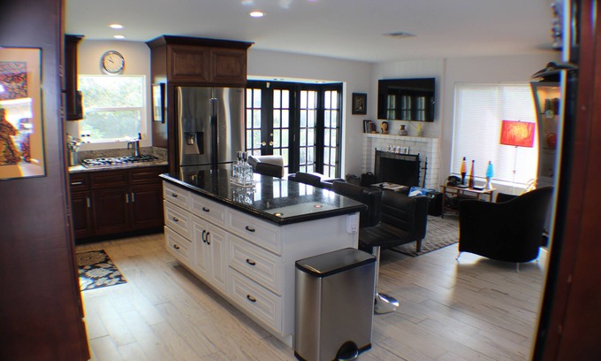 Del Obispo House | My house is yours. Welcome to my tranquil eclectic home