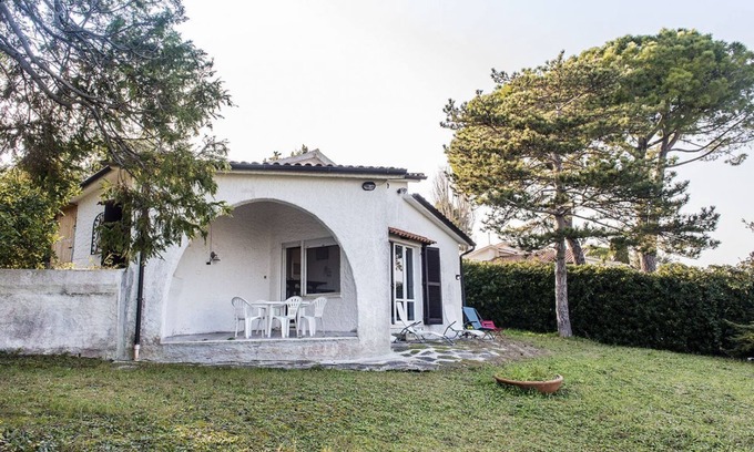 Villaggio Taunus Apartment | N111 - Numana, single villa with garden and sea view