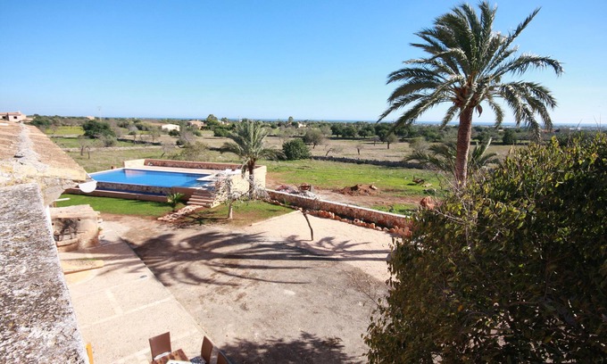 Santanyi Cottage | Na Corma Nova with overflow pool, large terrace, barbecue area, satellite TV