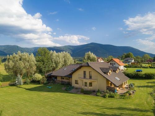 Frenstat pod Radhostem Apartment | Na Helštýně