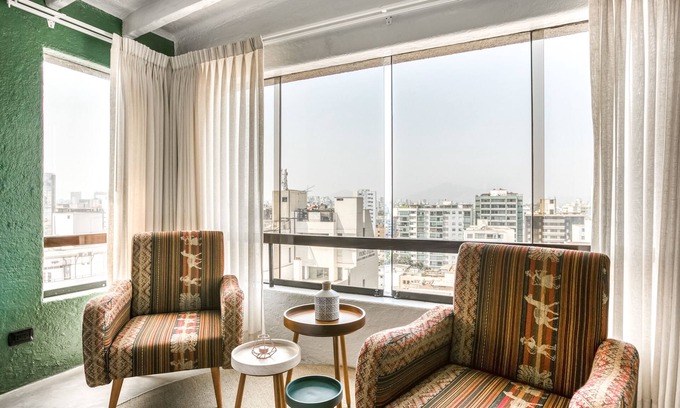 Leuro Hotel | NAIA Miraflores