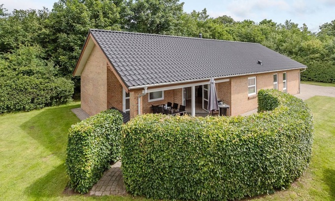 Arrild Ferieby House | "Najdenka" - 25km from the sea by Interhome