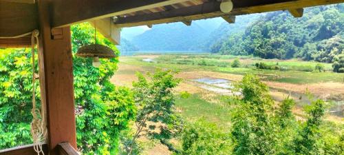 Nam Mau House | Nam Pé Tày Homestay - View hồ Ba Bể
