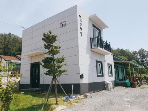 Namhae House | Namhae One Fine Day Private Pension