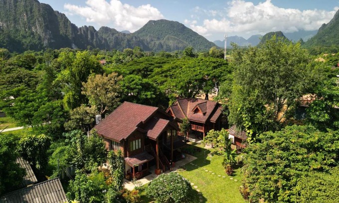 Vang Vieng House | Namsong Bridge Bungalows