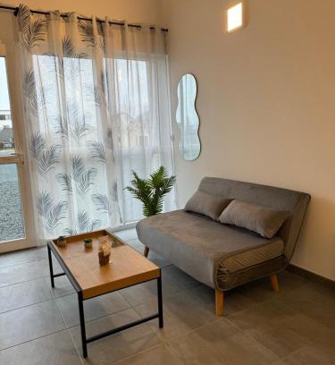 Alencon Apartment | Nathôme 5