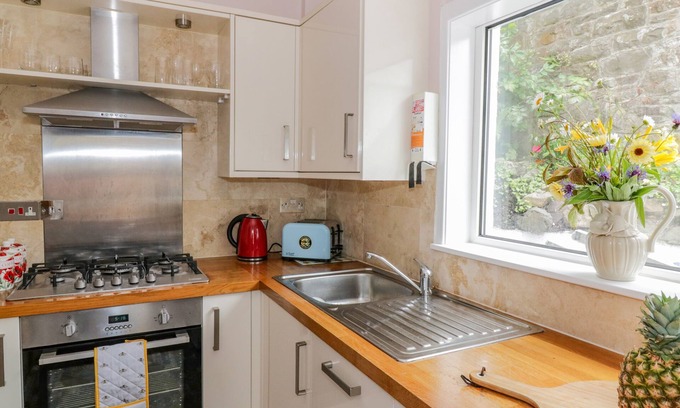 Kirkcudbright Cottage | Nathaniel's Cottage