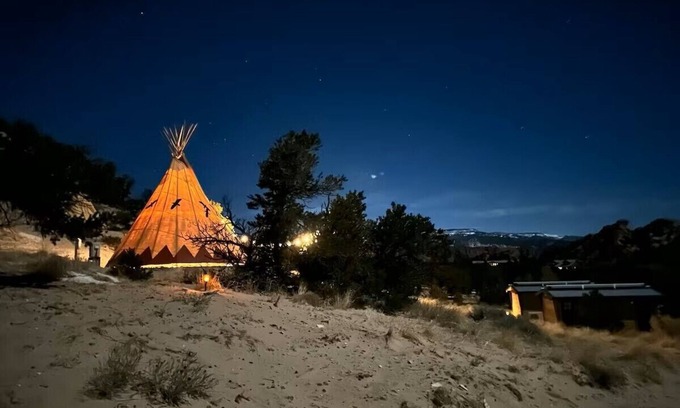 Teasdale House | Native American Shaman Tipi
