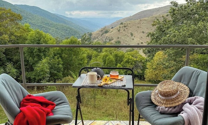Kaputan Cabin | Nature Rooms Cozy Cabin in the Woods