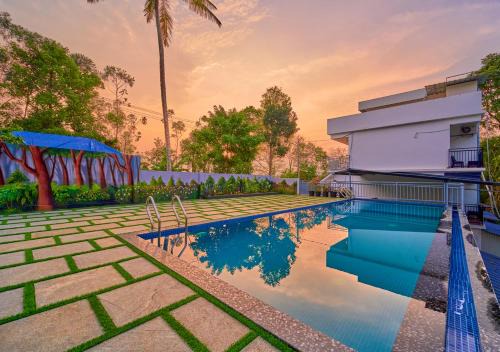 Udumbanchola House | Nature Shade Pool Villa in Munnar by VOYE HOMES