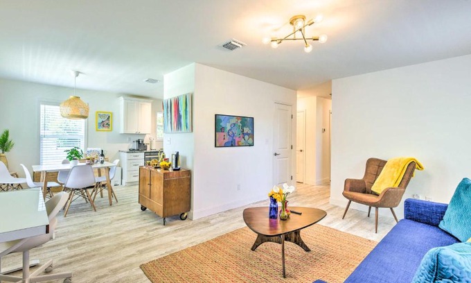 Alta Vista House | Near Downtown and Ocean Sarasota Getaway