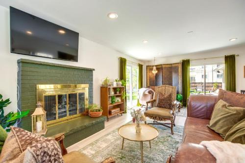 Kipling House | Near Shops and Eats Elegant Home in Wheat Ridge!
