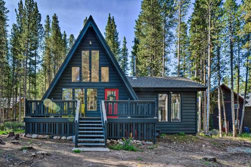 Blue River House | Near Trails and Breweries Cabin with Hot Tub in Breck