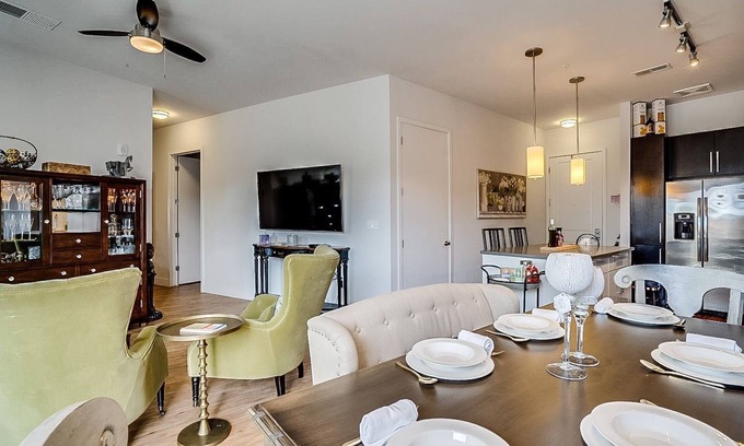 Buckeye House | Near Verrado I-10/303/101 frwys Spacious/Customized Corporate Travelers Welcome!