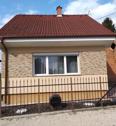 Dunasziget House | Nefelejcs Nyaraló-Vendégház