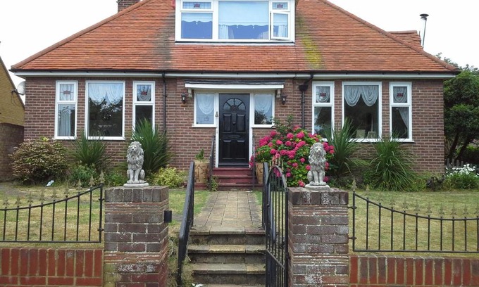 Cliftonville House | Nest Guesthouse