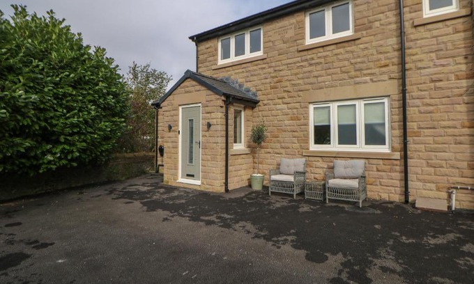 Buxton House | Netherdale House