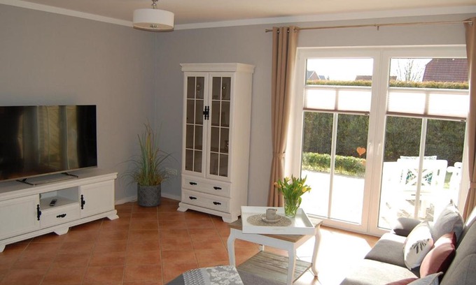 Krummhoern Apartment | !NEU! Stilvolle Ferienwohnung Viola