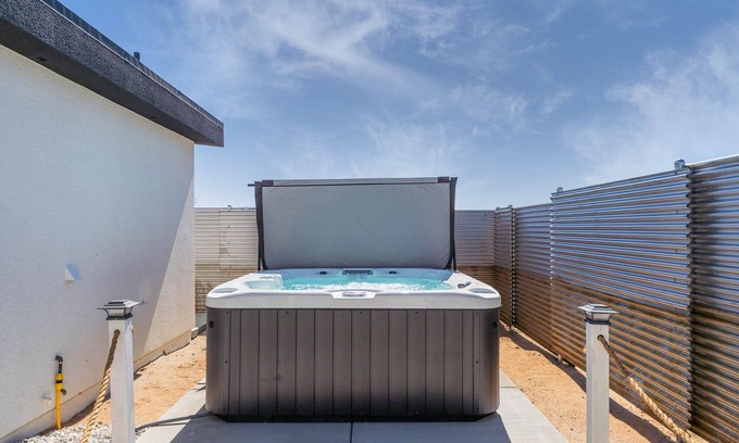 Landers House | ❤️NEW 15% DISCOUNT❤️Hot Tub~Hammocks~Fire Pit