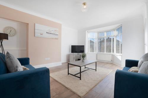 Ashington House | NEW! 2BR in Rowlington Terrace