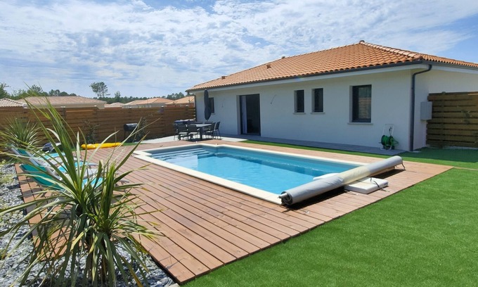 Mimizan House | New 3-star property with private heated pool near the ocean
