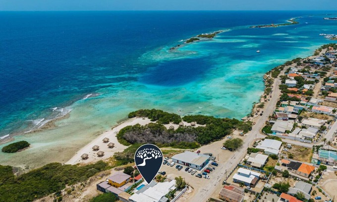 Pos Chiquito House | NEW 6 Bed 6 Bath Pool - Bocobay Mangel Beach House