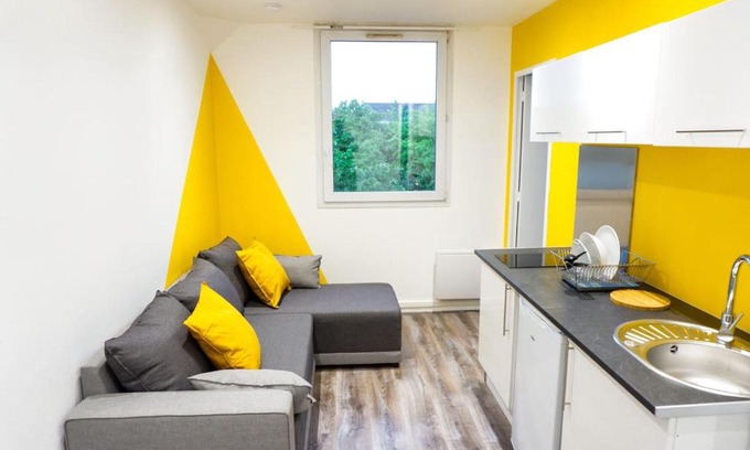 Bussy-Saint-Georges Apartment | New and cozy apartment 10min to Disneyland