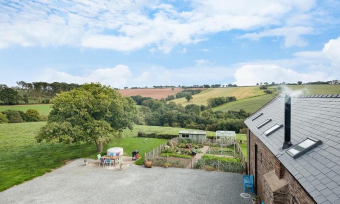 Little Cowarne House | NEW Barn Conversion. Idyllic and unspoiled views complete with Hot Tub and Fire