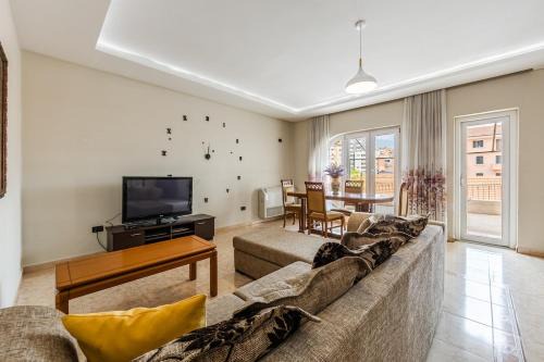 Tirana Apartment | New Bazaar Panorama