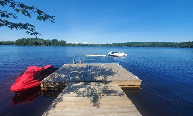 Dunchurch Cottage | New build luxury Lakehouse on stunning Whitestone Lake