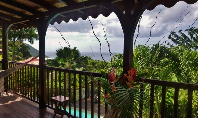 Cafeiere Villa | New: charming villa with exotic garden and pool overlooking the Caribbean Sea