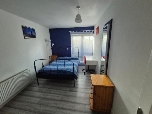 Dublin House | New Double room beside tramline