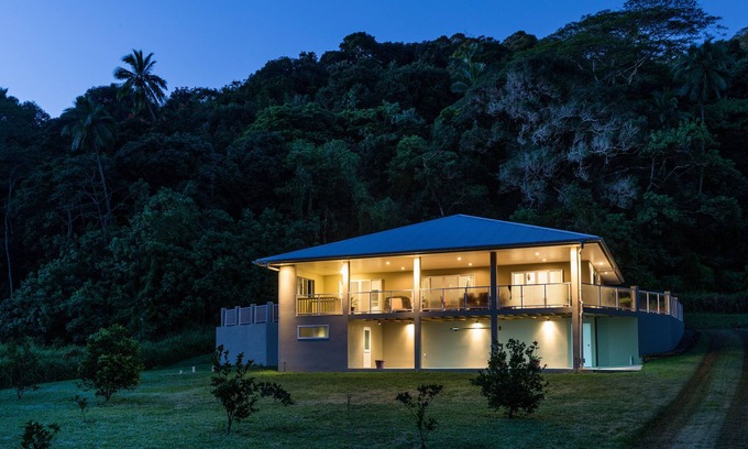 Ngatangiia House | New Holiday Home Only Minutes Away From Muri Beach