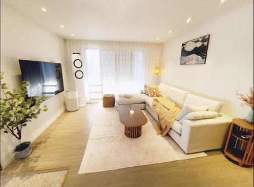 Sinchon-dong House | New Hongdae cozy house proven 3BR