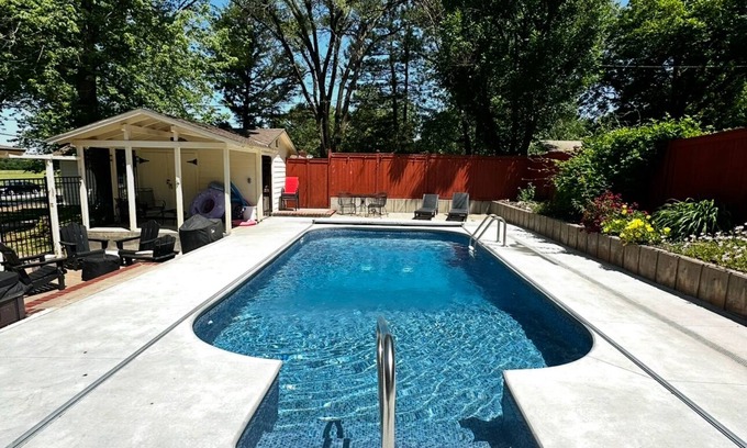 Wichita House | NEW Kitchen & Baths-Pool-Fire Pit-Hot Tub-Game Room-King Beds-Safe Neighborhood