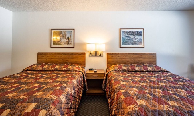 Boulder Junction Apartment | NEW LISTING! 115 Two Queen Room with Woodland View by RedAwning