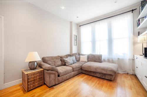 Herne Hill Apartment | New Listing! Calming 2BR near park, Herne Hill
