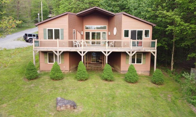 Terra Alta House | New Mcferson Located In Alphine Lake Resort
