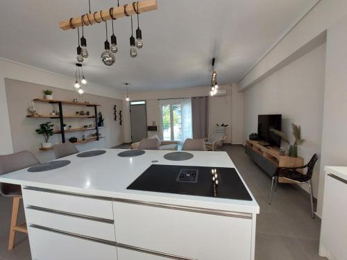 Spata-Artemida Apartment | New minimal apartment,10' from Athens airport