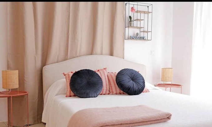 Aigialeia Apartment | New-olivaholidayhomes - Pastel Studio +pool